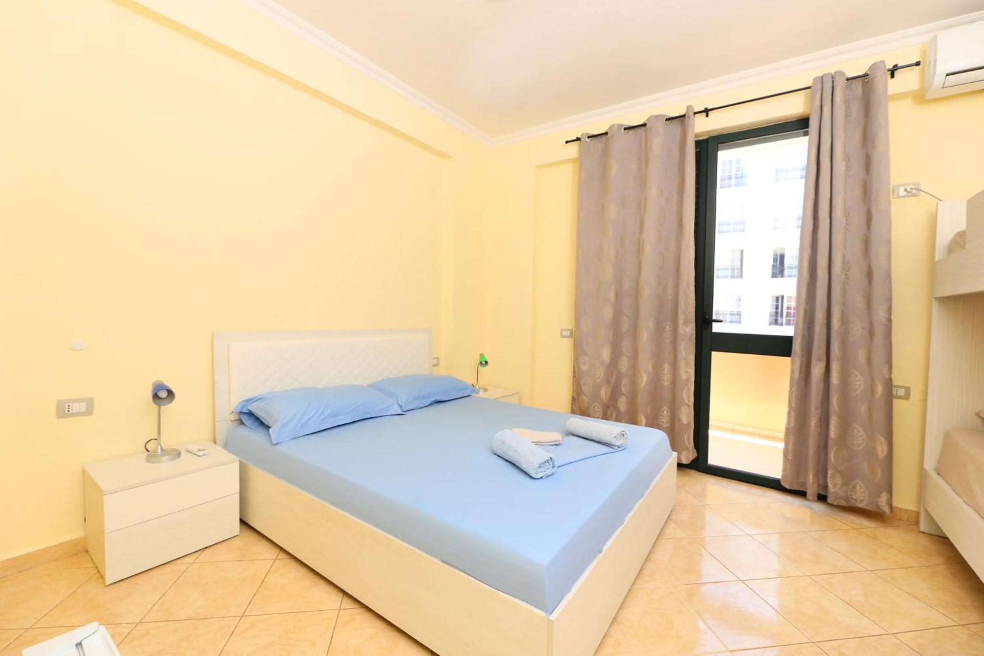 Sunny Side Apartments Vlore Ngoại thất bức ảnh